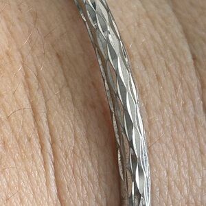 Bangle Sterling Elegant Silver Women's Bracelet 7 inches